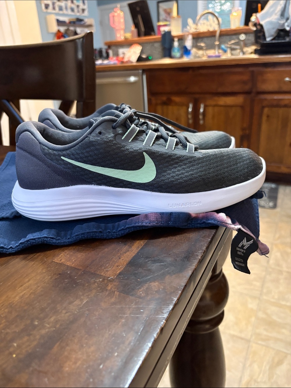 Nike Lunarconverge Fresh Mint Womens (Size 10)